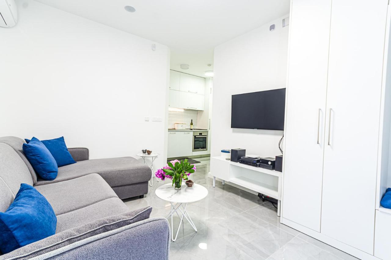 Miramare Apartments Przno Eksteriør billede