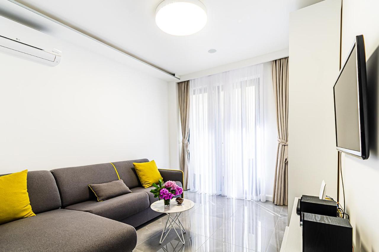 Miramare Apartments Przno Eksteriør billede