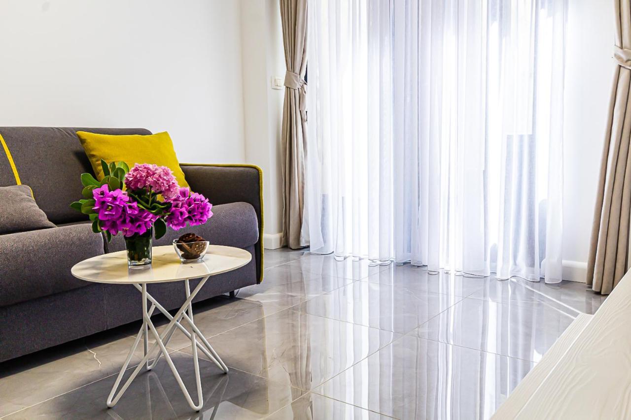 Miramare Apartments Przno Eksteriør billede